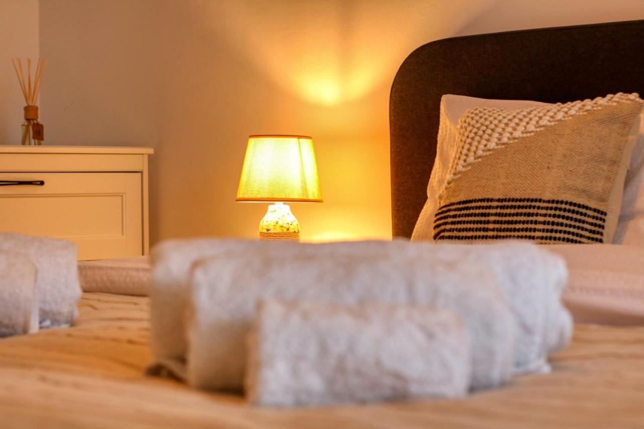 Relaxation Station - My Charming, Cosy&Inviting Apt - Smart Thermostat - Private Parking - Ior Park - Long Term Price Cuts Bukareszt Zewnętrze zdjęcie
